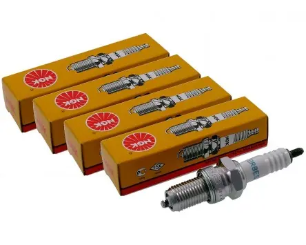 Schnäppchen Zündkerze NGK DR8ES (Set 4 Stück)