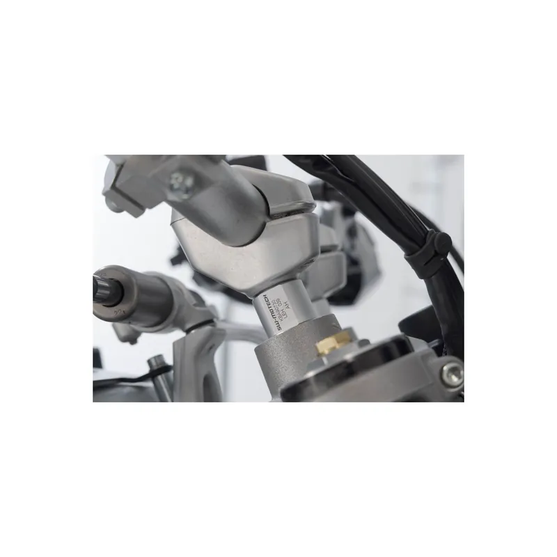 Online Kaufen SW MOTECH 20 mm Lenkererhöhung für Ducati Desert X 950 22–24